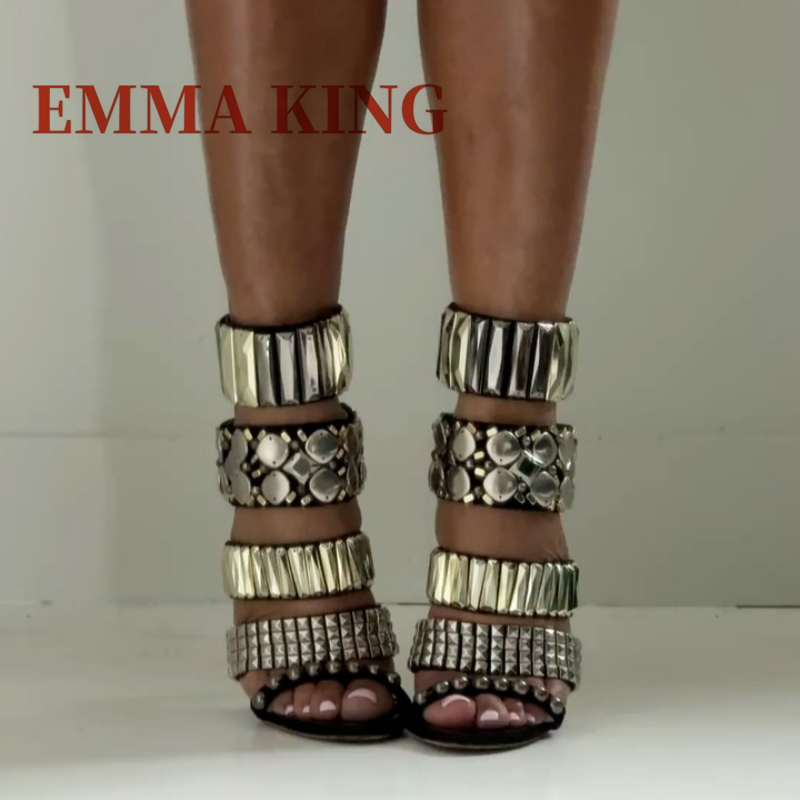 Schwarz verzierte Knöchelrieme – Rhinestone Sandal Women Bewertung und Preis