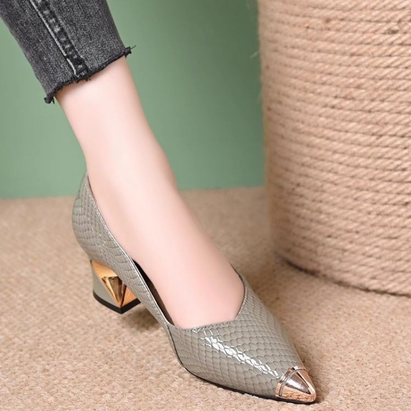 Einzelne Schuhe mit speziellem – Women'S Shoes Kitten Heels Bewertung und Preis